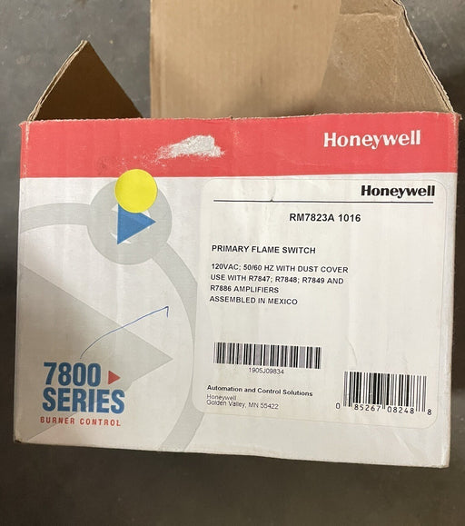 RM7823 A 1016 Honeywell Combustion Controller RM7823A 1016 Brand New
