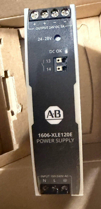 1606-XLE120E NEW ALLEN BRADLEY DC POWER SUPPLY 100-240VAC 24VDC OUT 120 WATT 5A