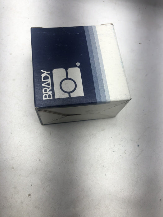 NEW  BRADYSLEEVE WIREMARKER 32544 /  WMS-617-321  250 CNT ROLL 1.5" X 1.00"