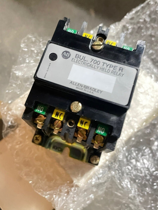 NEW 700DC-R220Z48 ALLEN-BRADLEY BULLETIN 700 TYPE R DC RELAY 2 N.C 2 N.O 48VDC