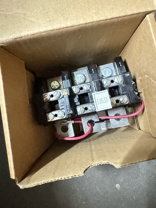 NEW 592-EUTE EUTECTIC OVERLOAD RELAY NIB