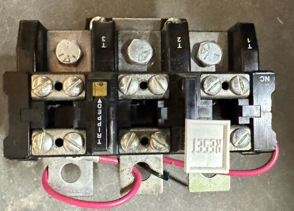 NEW 592-EUTE EUTECTIC OVERLOAD RELAY NIB