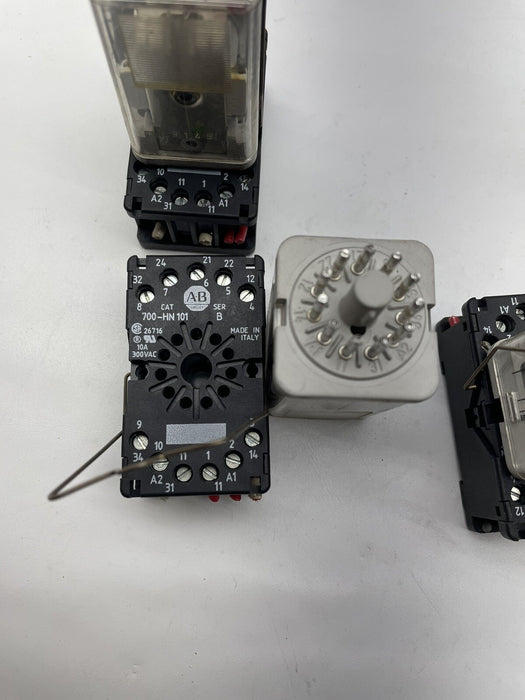 USED ALLEN BRADLEY 700-HA33A1 ICE CUBE RELAY WITH 700-HN101 SOCKET