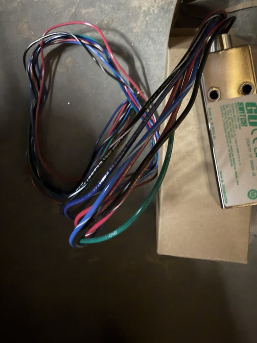 NEW GO SWITCH 81-20516-A2 600VAC TOPWORX Magnetic Proximity Switch 8120516