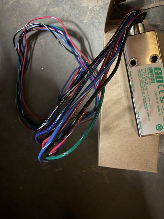 NEW GO SWITCH 81-20516-A2 600VAC TOPWORX Magnetic Proximity Switch 8120516