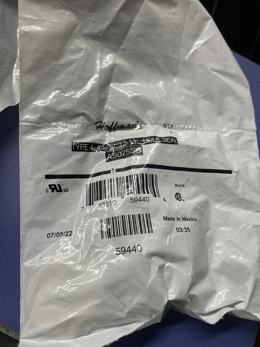 NEW SEALED HOFFMAN AS075SS 3/4" TRADE SIZESTAINLESS STEEL CONDUIT HOLE SEAL