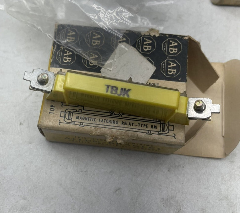 NEW ALLEN BRADLEY 700-CR6 CONTACT CARTRIDGE TYPE R RELAY N.C.
