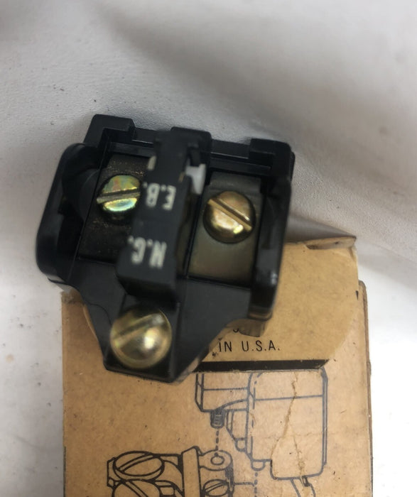 Allen Bradley 1495-G0 Ser L Auxiliary Contact Size 0 600VAC 1 N.C.