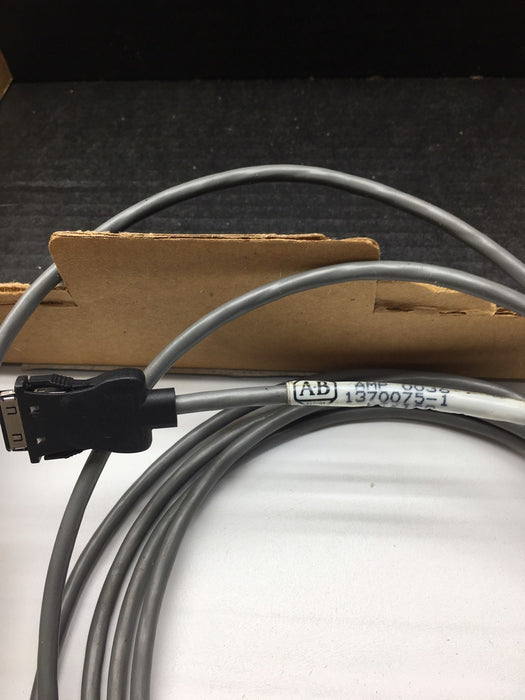 New Allen Bradley 1784-PCC /B 1784PCC CONTROLNET PCMCIA COMM Card And Cable