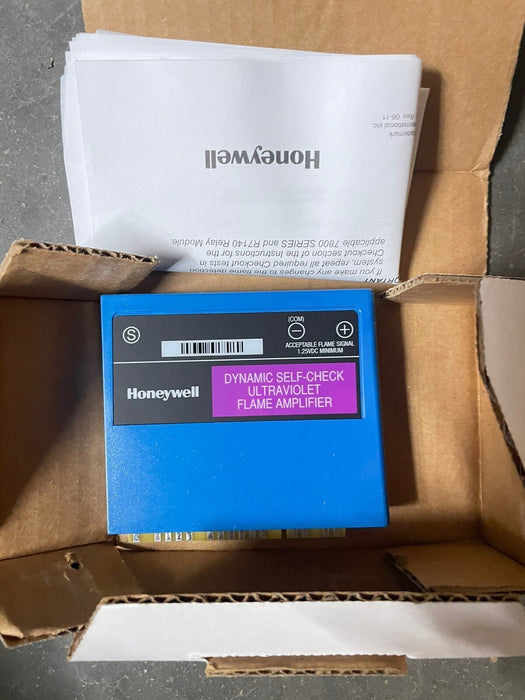 R7861A1026 Honeywell Dynamic self Check Ultraviolet Amplifier Brand New