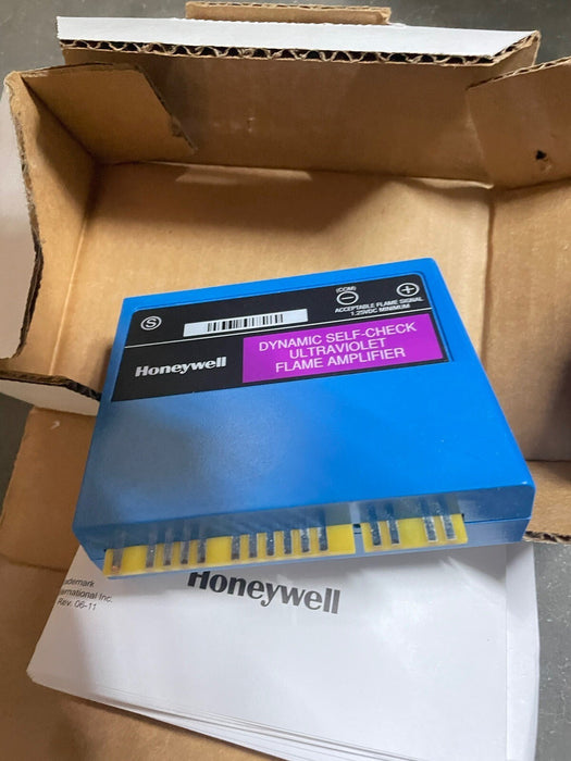 R7861A1026 Honeywell Dynamic self Check Ultraviolet Amplifier Brand New