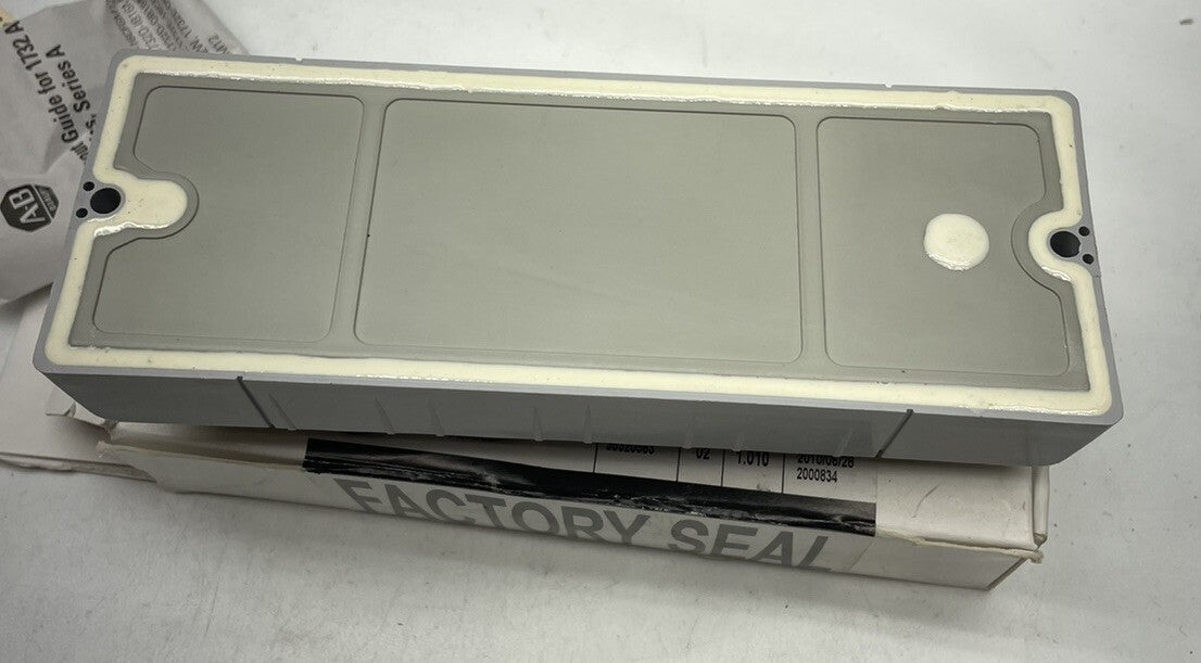 1732 NEW ALLEN BRADLEY 1732DOB16M12M12 ARMORBLOCK 16 POINT I/O MODULE