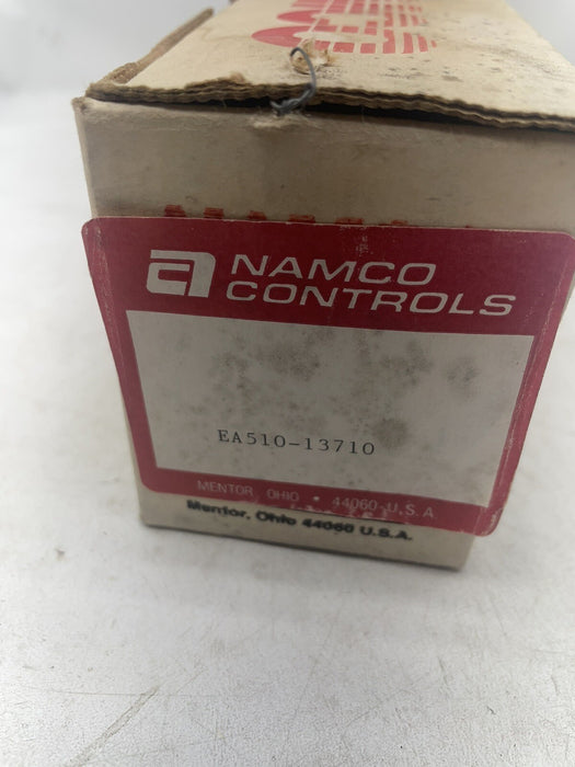EA510-13710 NEW NAMCO LIMIT SWITCH FRONT ROLLER PLUNGER TYPE PUSHROD ACTUATOR