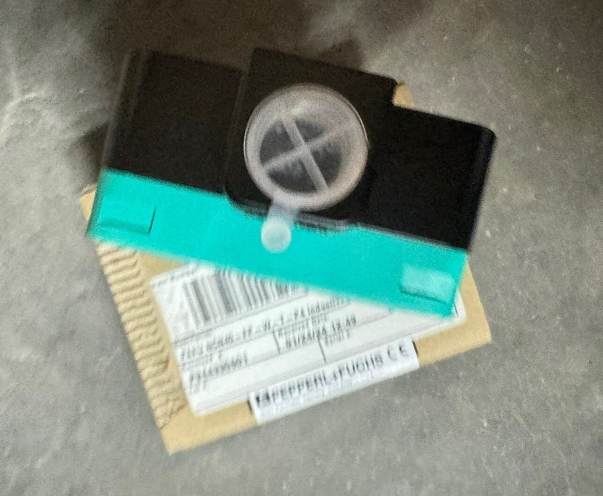 PEFU NCN40-FP-W-T-P4 NEW PEPPERL&FUCHS  PROX SWITCH PEFUNC NCN40