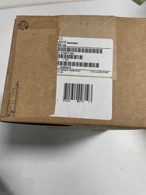 NEW AMC-1A LINE SENSING THERMOSTAT PENTAIR INVENT RAYCHEM 573977-000 AMC1A