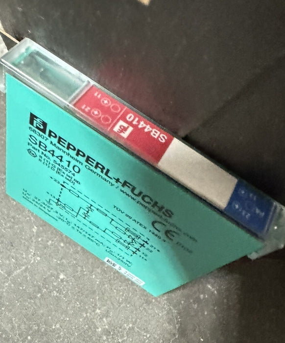 Pepperl+Fuchs Zener Barrier SB4410 P/N 545574 DUAL CHANNEL