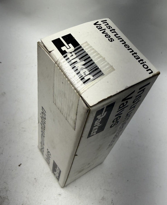 PARKER 8Z-C8L-5-SS / 8ZC8L5SS (NEW IN BOX) SEALED 1/2” Compression