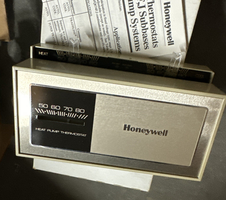 T874G 1626 NEW HONEYWELL MULTISTAGE THERMOSTAT 24V 2 STG HEAT/1 STG ANTICIPATORS