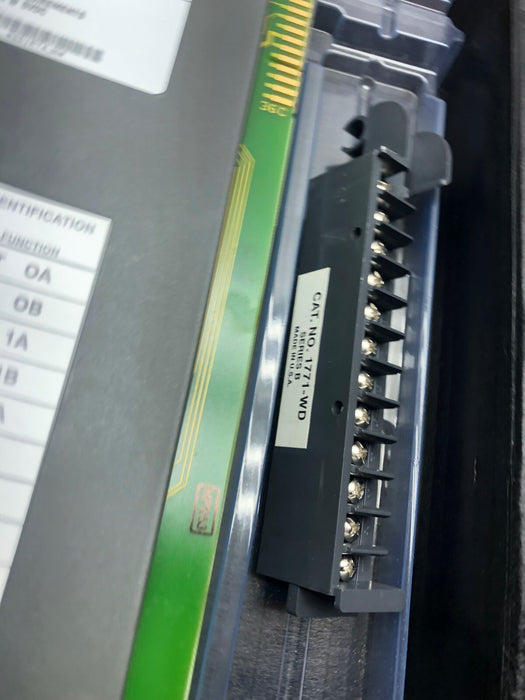 NEW Allen Bradley 1771-ID A Isolated 120V AC Input Module