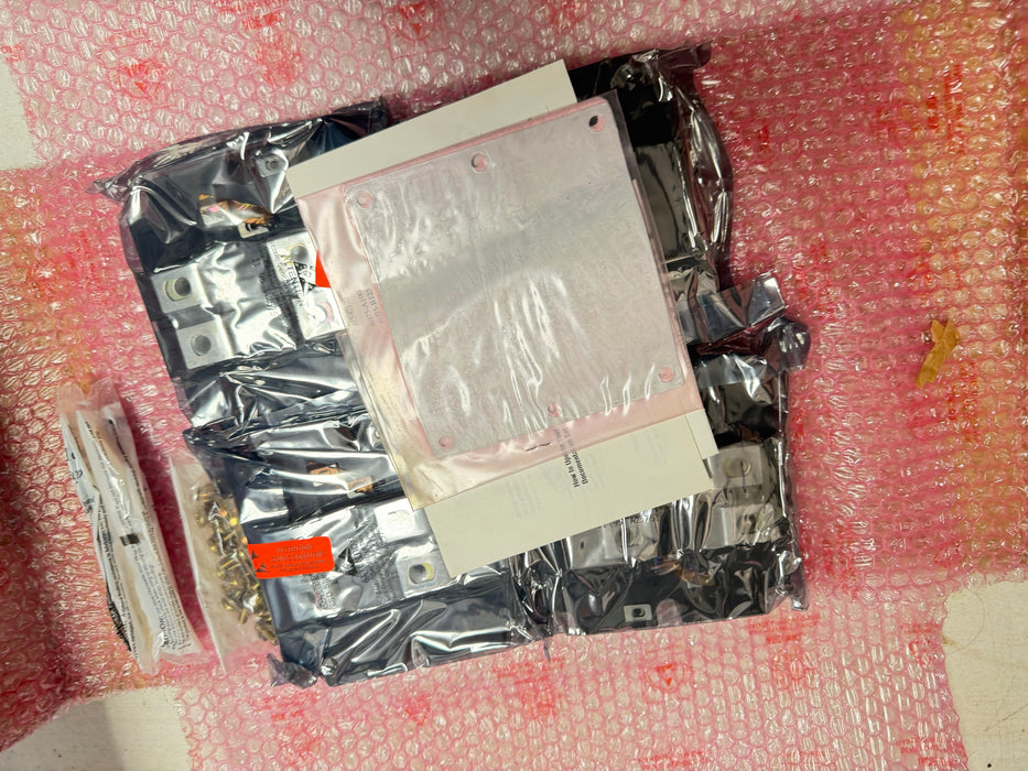 NEW ALLEN-BRADLEY 1336-QOUT-SP23A TSTR ASSY 1336STG 575V 400-650HP 74100-818-23